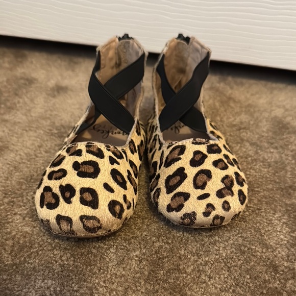 Monkey Feet Brown and Black Leopard Print Flats - Picture 8 of 8